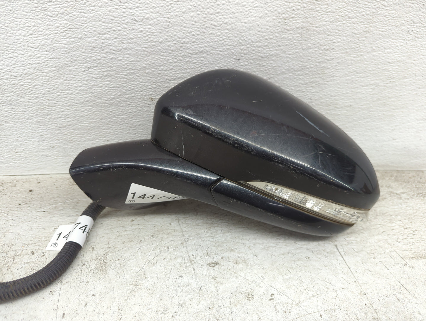 2014 Ford Fusion Driver Side View Mirror - Left Door Mirror OEM Used - Oemusedautoparts1.com