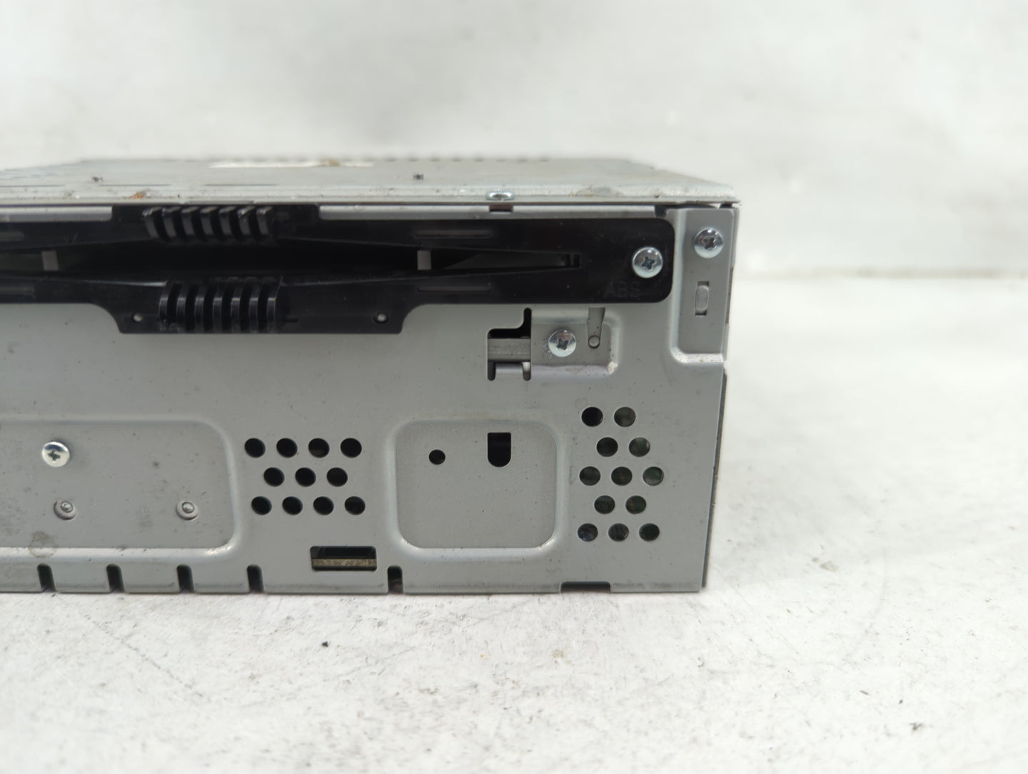 2013-2015 Ford Fusion Radio AM FM Cd Player Receiver Replacement P/N:CQ-FJ22E0UMC Fits Fits 2013 2014 2015 OEM Used Auto Par