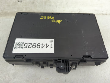 2013-2014 Ford Fusion Fusebox Fuse Box Panel Relay Module P/N:DG9T14A075AA Fits Fits 2013 2014 OEM Used Auto Parts - Oemused