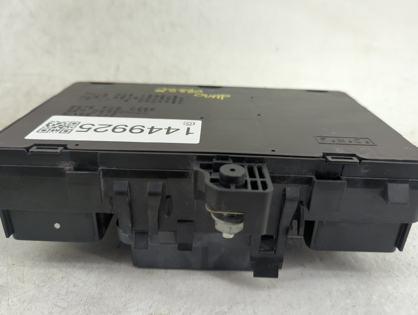 2013-2014 Ford Fusion Fusebox Fuse Box Panel Relay Module P/N:DG9T14A075AA Fits Fits 2013 2014 OEM Used Auto Parts - Oemused