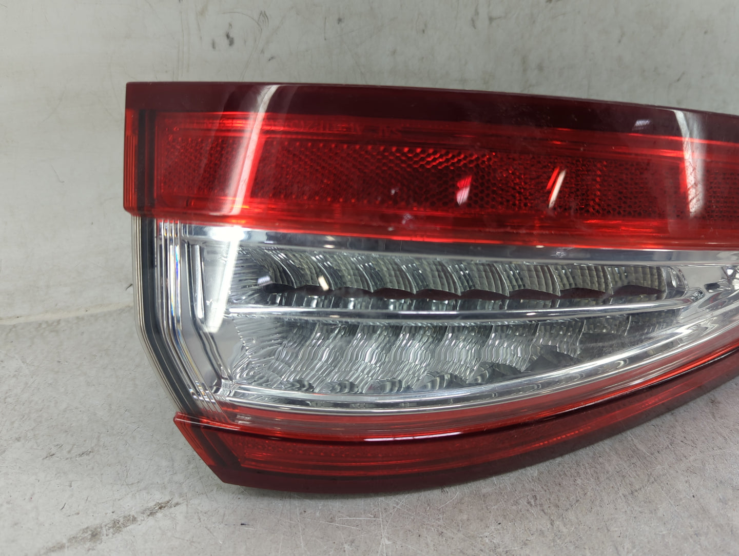 2013-2016 Ford Fusion Tail Light Assembly Driver Left OEM P/N:DS73-13405-AJ Fits Fits 2013 2014 2015 2016 OEM Used Auto Part