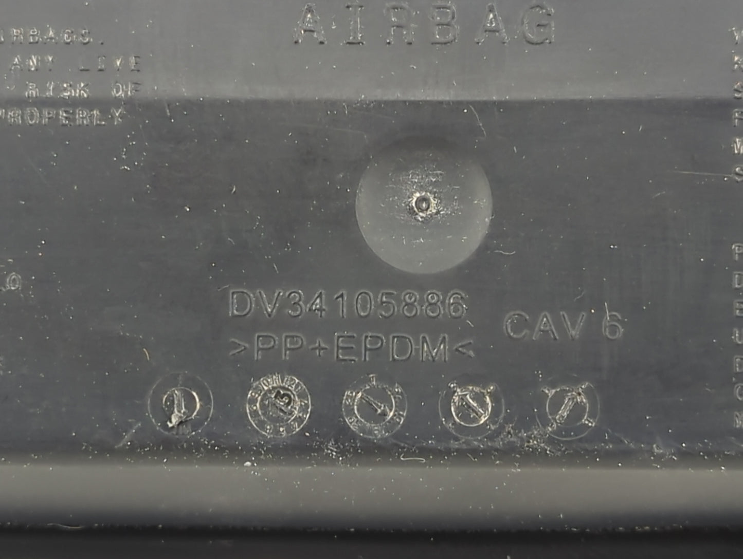 2014 Ford Fusion Air Bag Passenger Right Dashboard OEM P/N:DG9354045J77BE3J6 DV34105886 Fits OEM Used Auto Parts - Oemusedau