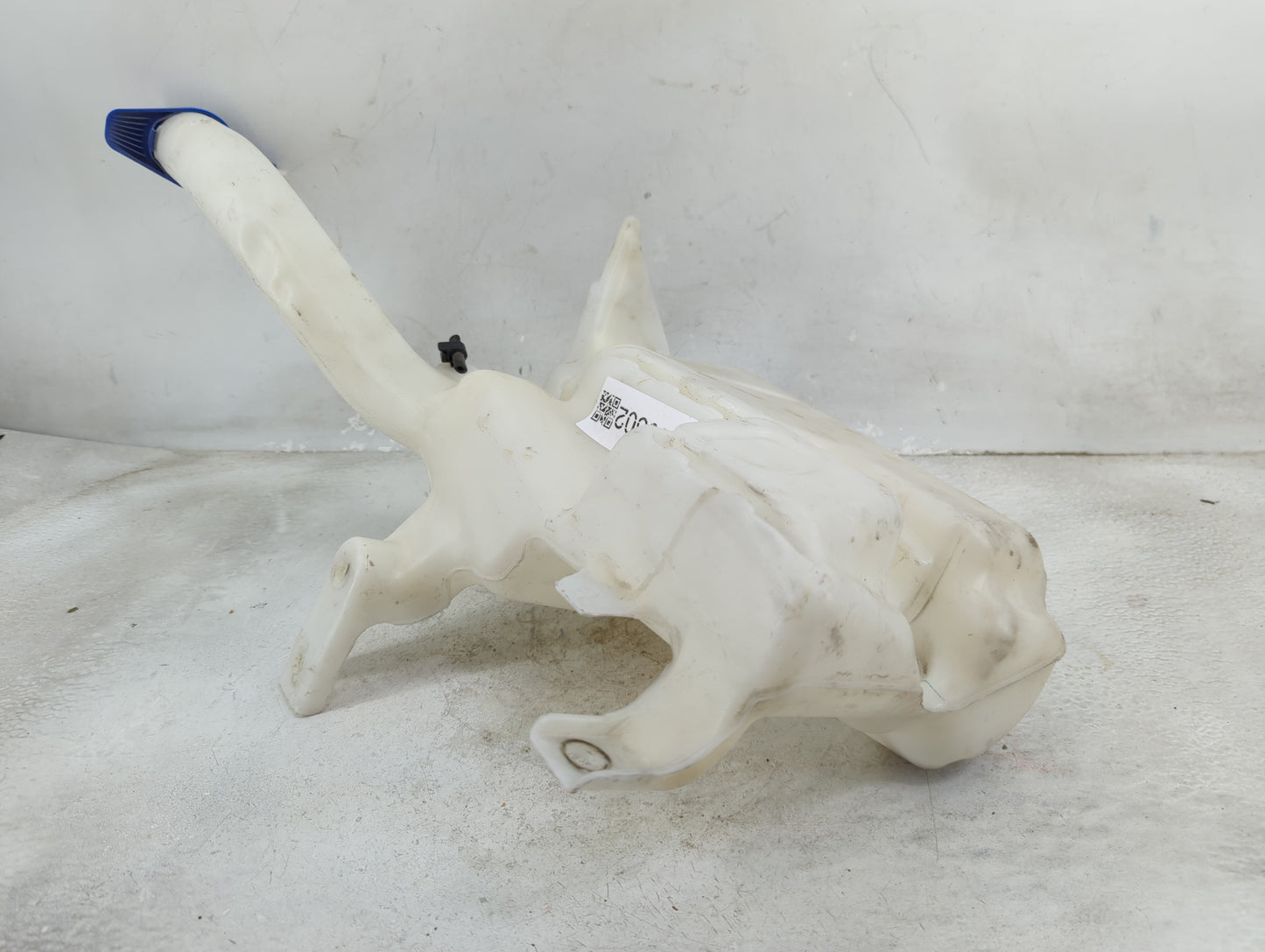 2013-2014 Ford Fusion Windshield Washer Fluid Reservoir Bottle Oem 1459502 - Oemusedautoparts1.com