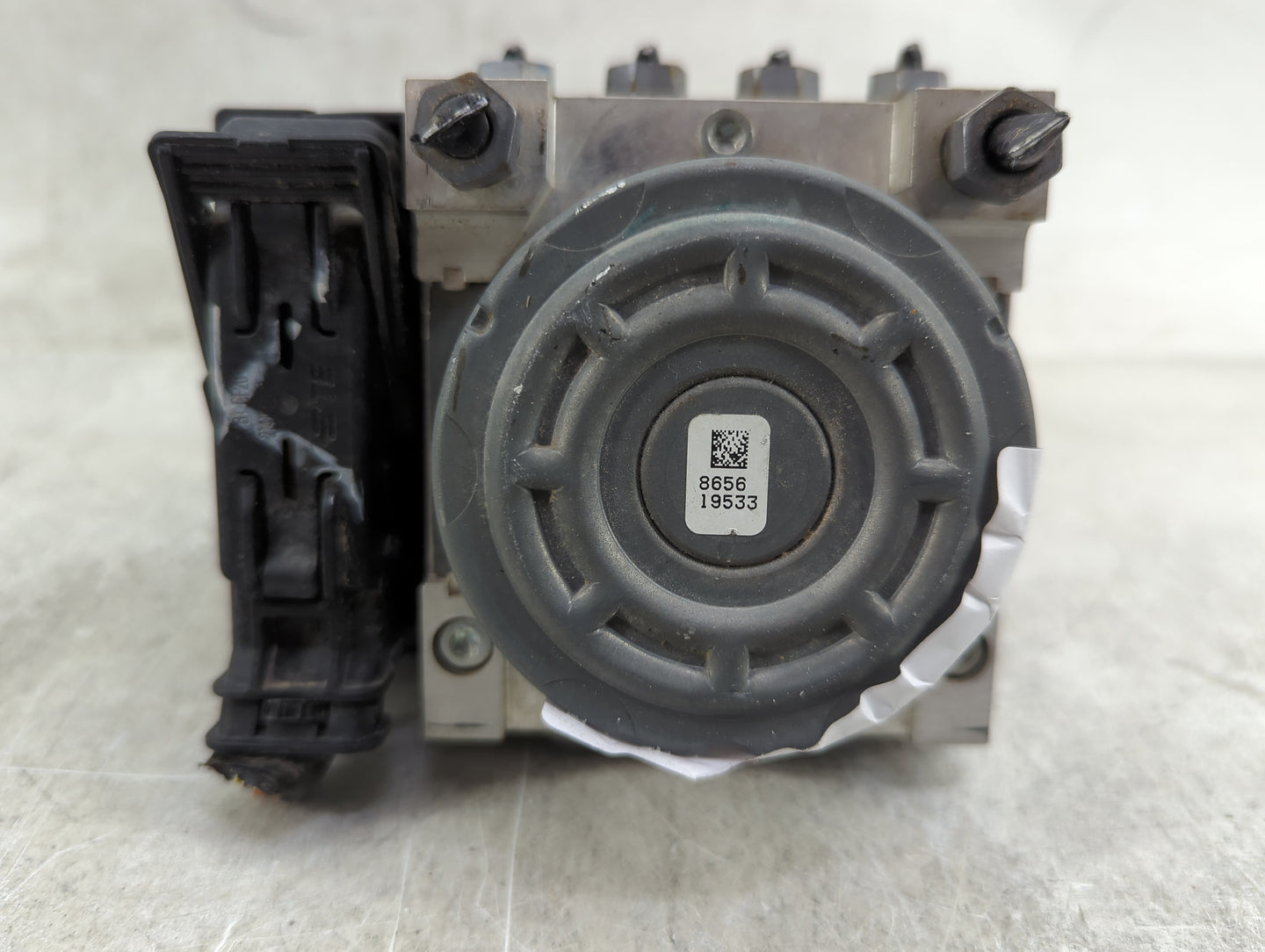 2014-2016 Ford Fusion ABS Pump Control Module Replacement P/N:DG9C-2C219-DF Fits Fits 2014 2015 2016 OEM Used Auto Parts - O