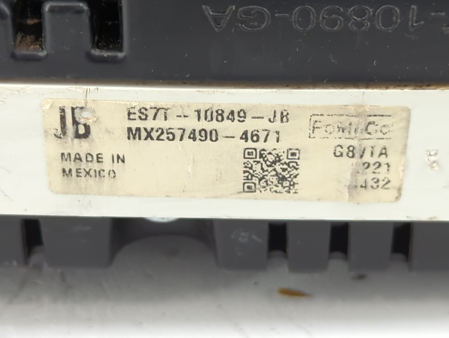 2014 Ford Fusion Instrument Cluster Speedometer Gauges P/N:ES7T-10849-JB Miles: Fits OEM Used Auto Parts - Oemusedautoparts1