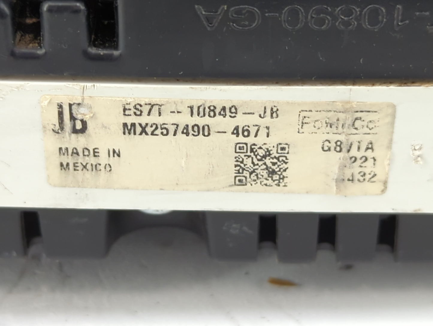 2014 Ford Fusion Instrument Cluster Speedometer Gauges P/N:ES7T-10849-JB Miles: Fits OEM Used Auto Parts - Oemusedautoparts1