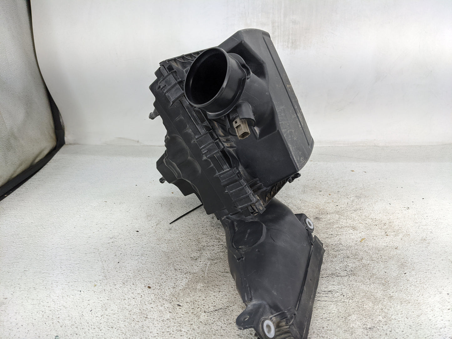 2013-2014 Ford Fusion Air Cleaner Intake-duct Hose Tube 1463300 - Oemusedautoparts1.com