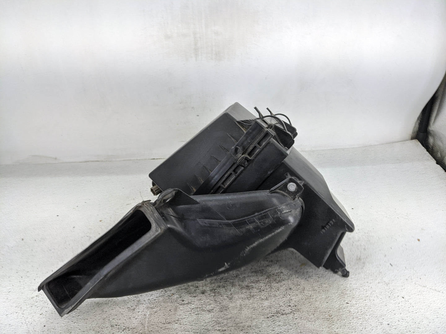 2013-2014 Ford Fusion Air Cleaner Intake-duct Hose Tube 1463300 - Oemusedautoparts1.com