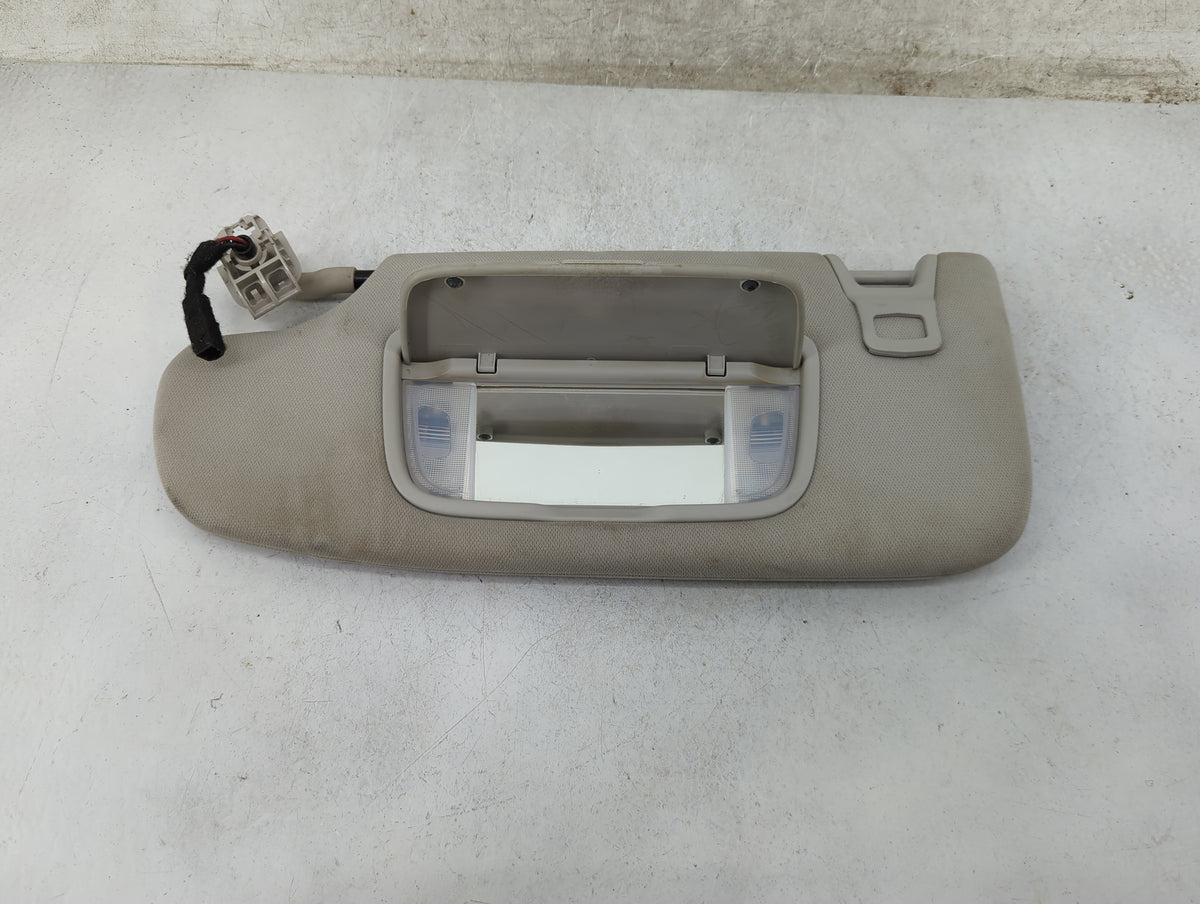 2014 Ford Fusion Sun Visor Shade Replacement Driver Left Mirror Fits OEM Used Auto Parts - Oemusedautoparts1.com