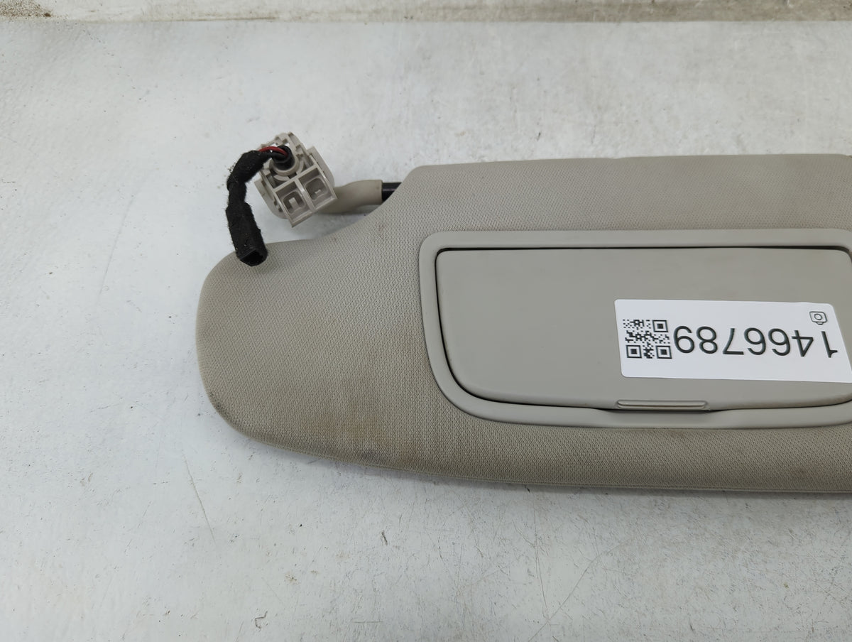 2014 Ford Fusion Sun Visor Shade Replacement Driver Left Mirror Fits OEM Used Auto Parts - Oemusedautoparts1.com