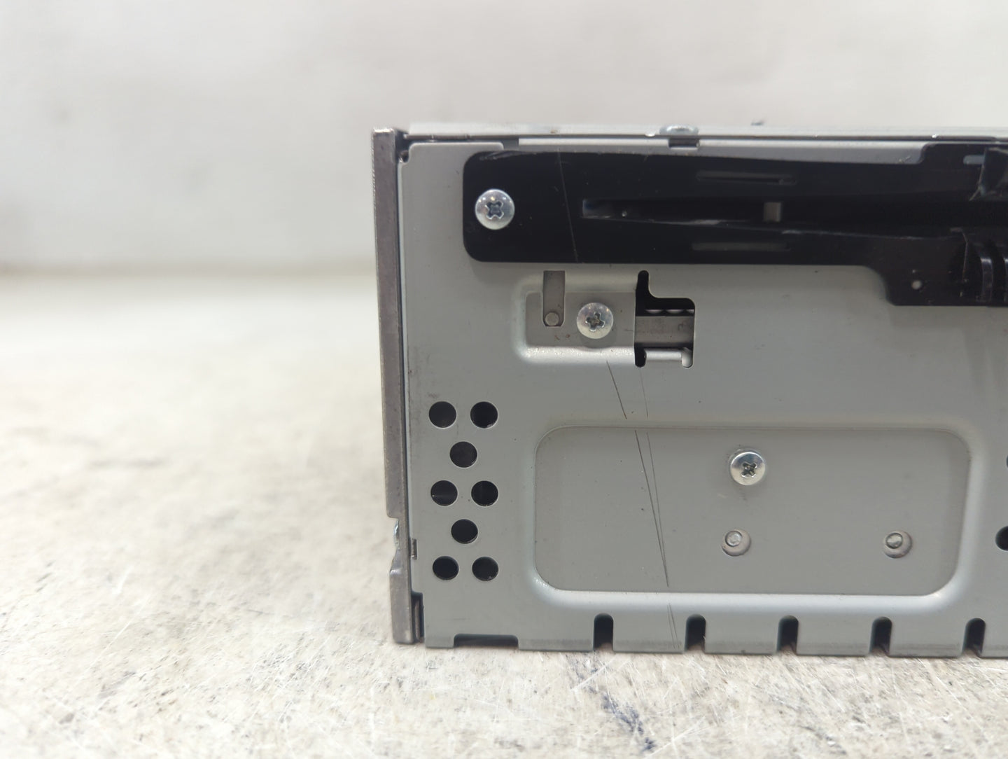 2013-2015 Ford Fusion Radio AM FM Cd Player Receiver Replacement P/N:DS7T-19C107-BK Fits Fits 2013 2014 2015 OEM Used Auto P