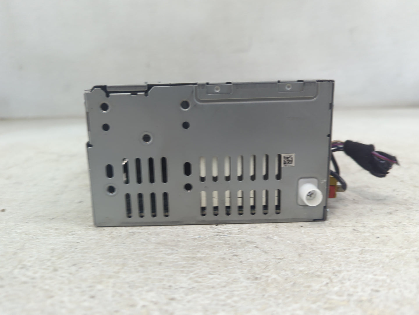 2013-2015 Ford Fusion Radio AM FM Cd Player Receiver Replacement P/N:DS7T-19C107-BK Fits Fits 2013 2014 2015 OEM Used Auto P
