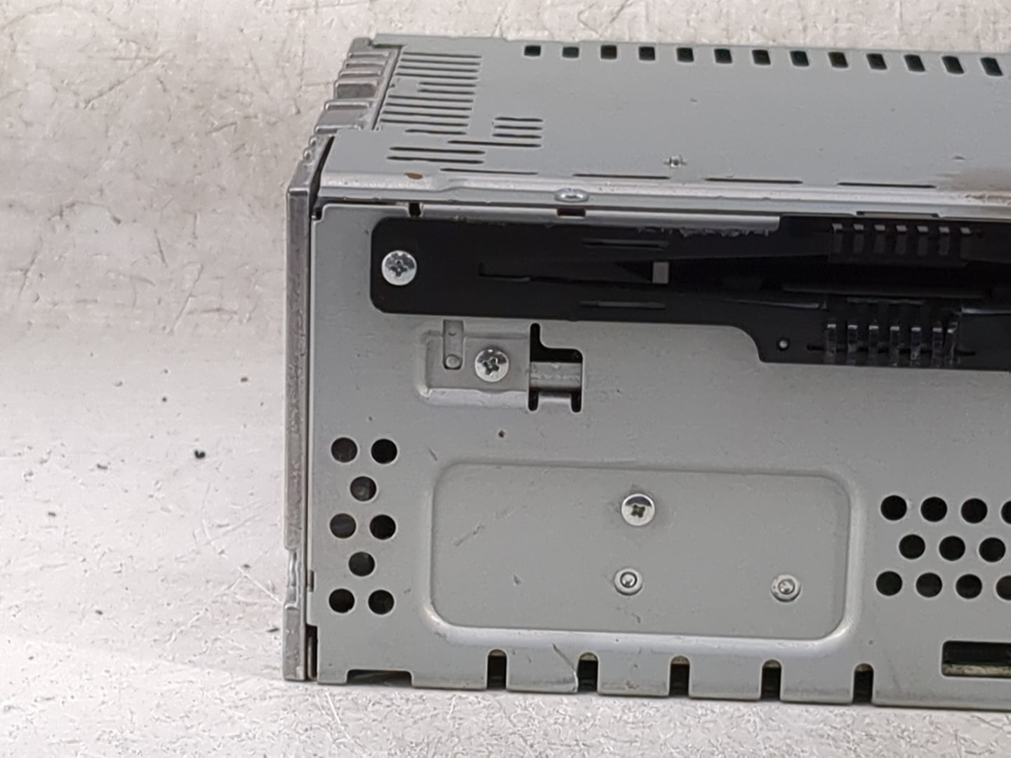 2013-2015 Ford Fusion Radio AM FM Cd Player Receiver Replacement P/N:DS7T-19C107-BL Fits Fits 2013 2014 2015 OEM Used Auto P