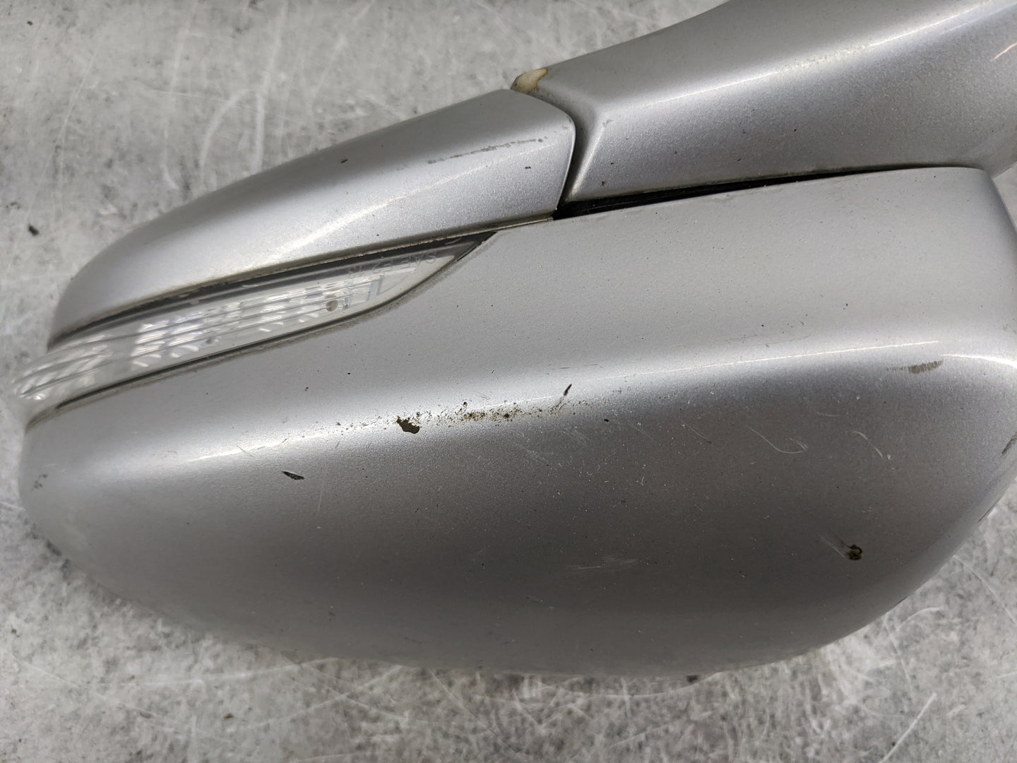 2013-2014 Ford Fusion Driver Side View Mirror - Left Door Mirror OEM Used - Oemusedautoparts1.com