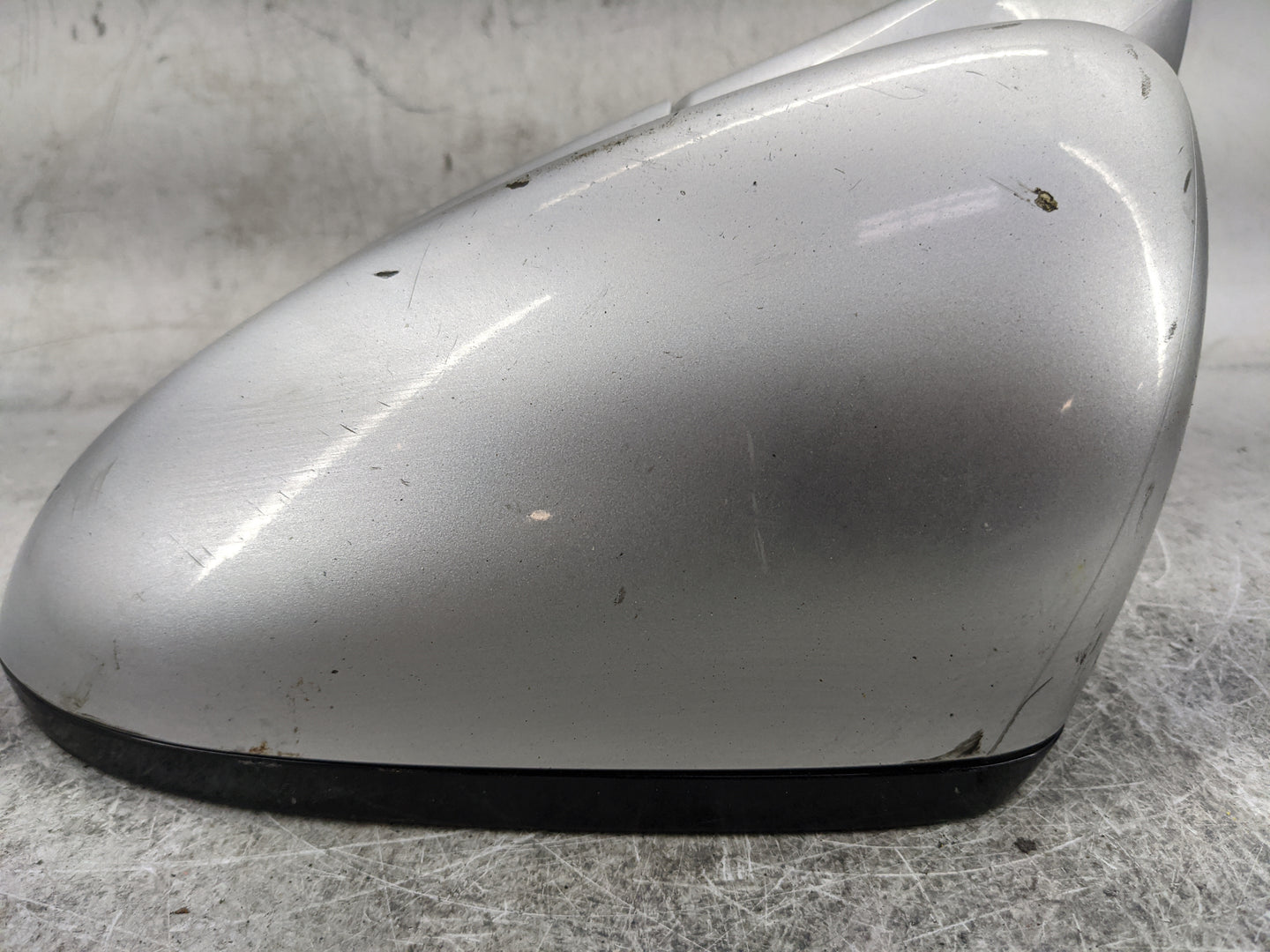 2013-2014 Ford Fusion Driver Side View Mirror - Left Door Mirror OEM Used - Oemusedautoparts1.com