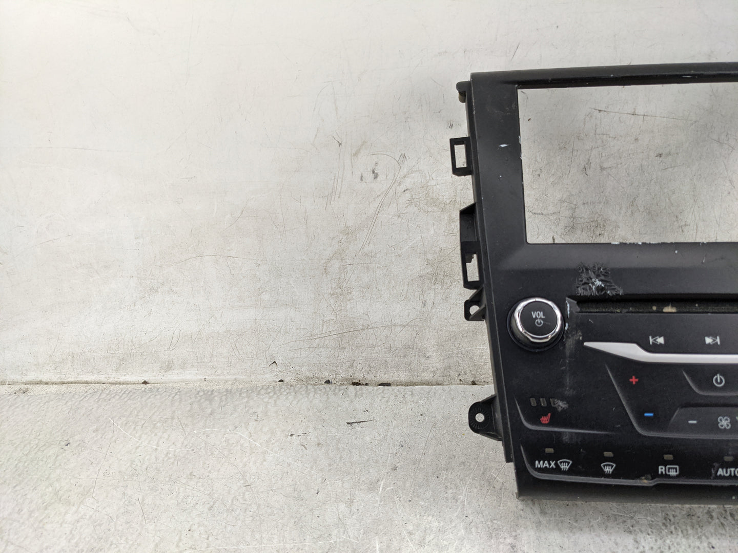 2014-2015 Ford Fusion Radio Control Panel 1475675 - Oemusedautoparts1.com