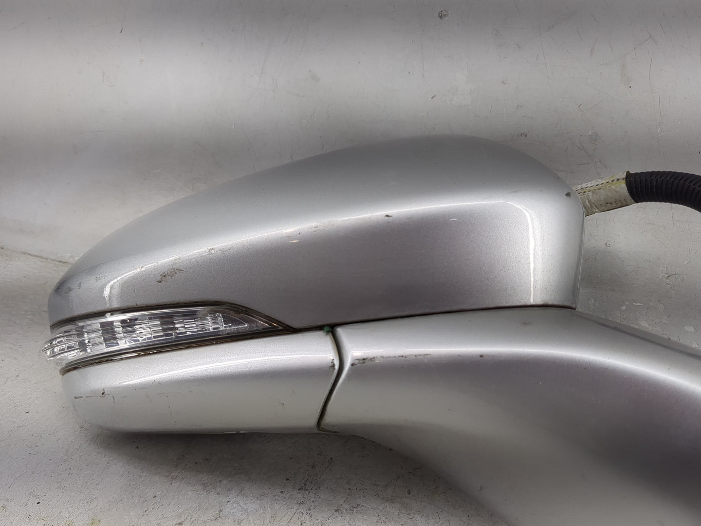 2013-2014 Ford Fusion Passenger Side View Mirror - Right Door Mirror OEM Used - Oemusedautoparts1.com