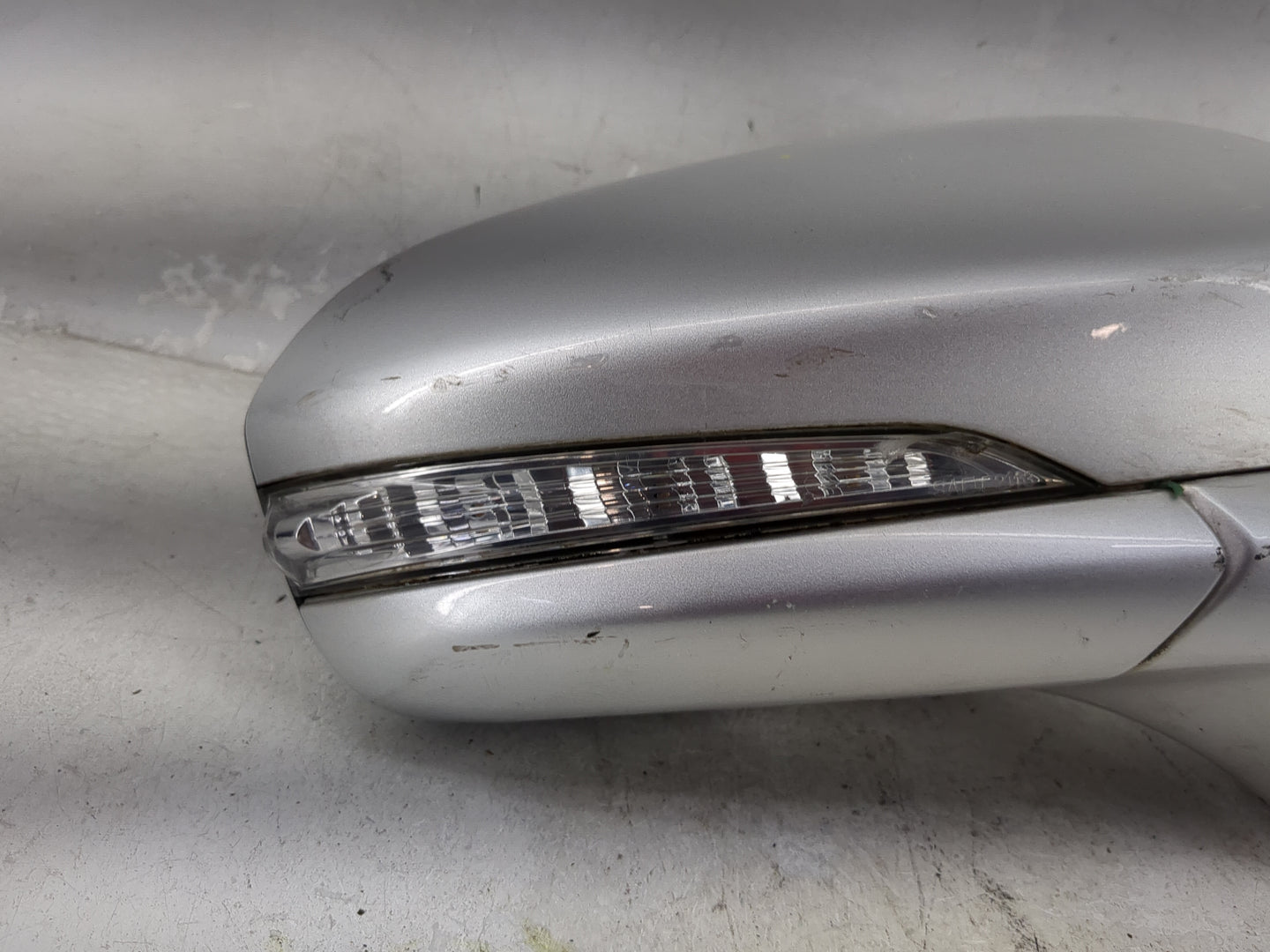 2013-2014 Ford Fusion Passenger Side View Mirror - Right Door Mirror OEM Used - Oemusedautoparts1.com