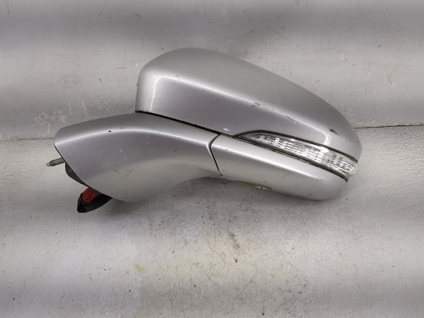 2013-2014 Ford Fusion Driver Side View Mirror - Left Door Mirror OEM Used - Oemusedautoparts1.com