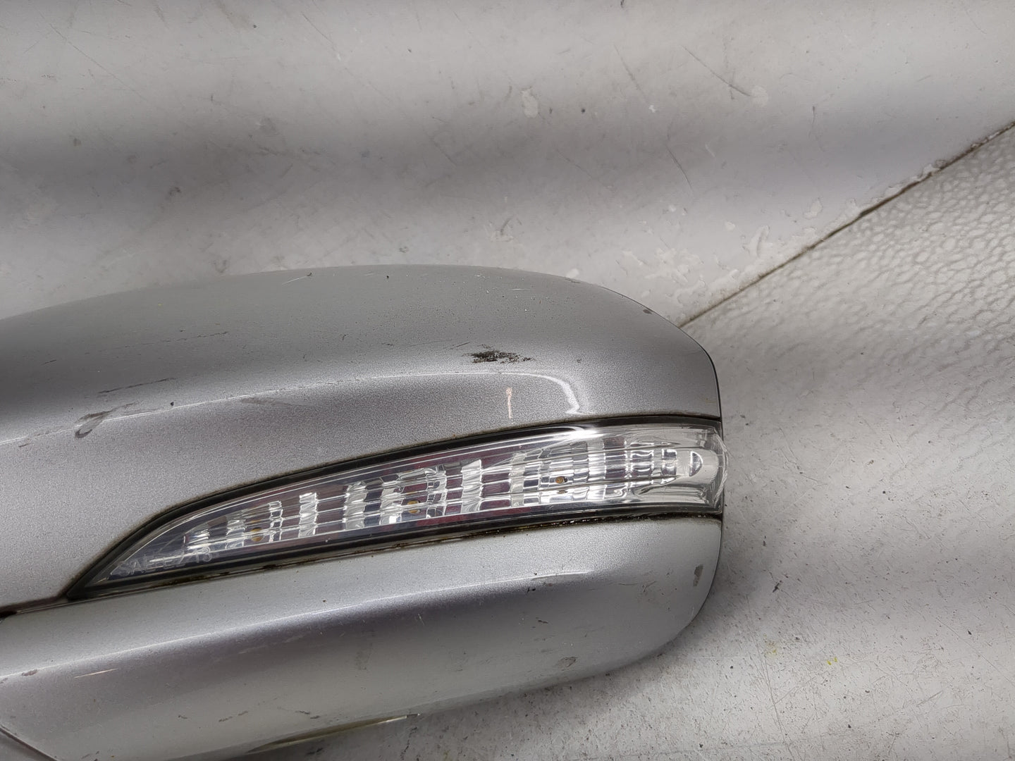 2013-2014 Ford Fusion Driver Side View Mirror - Left Door Mirror OEM Used - Oemusedautoparts1.com