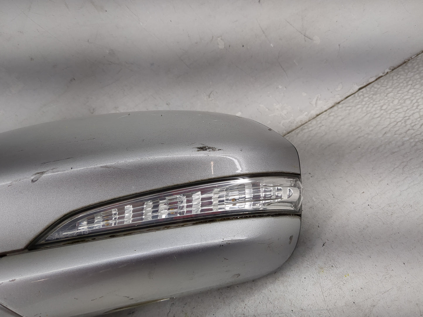 2013-2014 Ford Fusion Driver Side View Mirror - Left Door Mirror OEM Used - Oemusedautoparts1.com