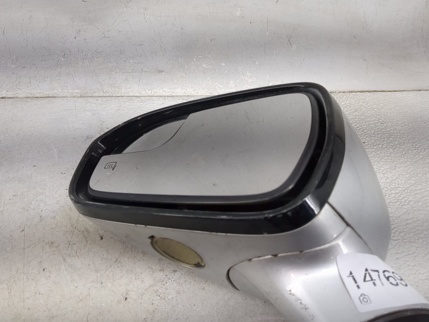 2013-2014 Ford Fusion Driver Side View Mirror - Left Door Mirror OEM Used - Oemusedautoparts1.com