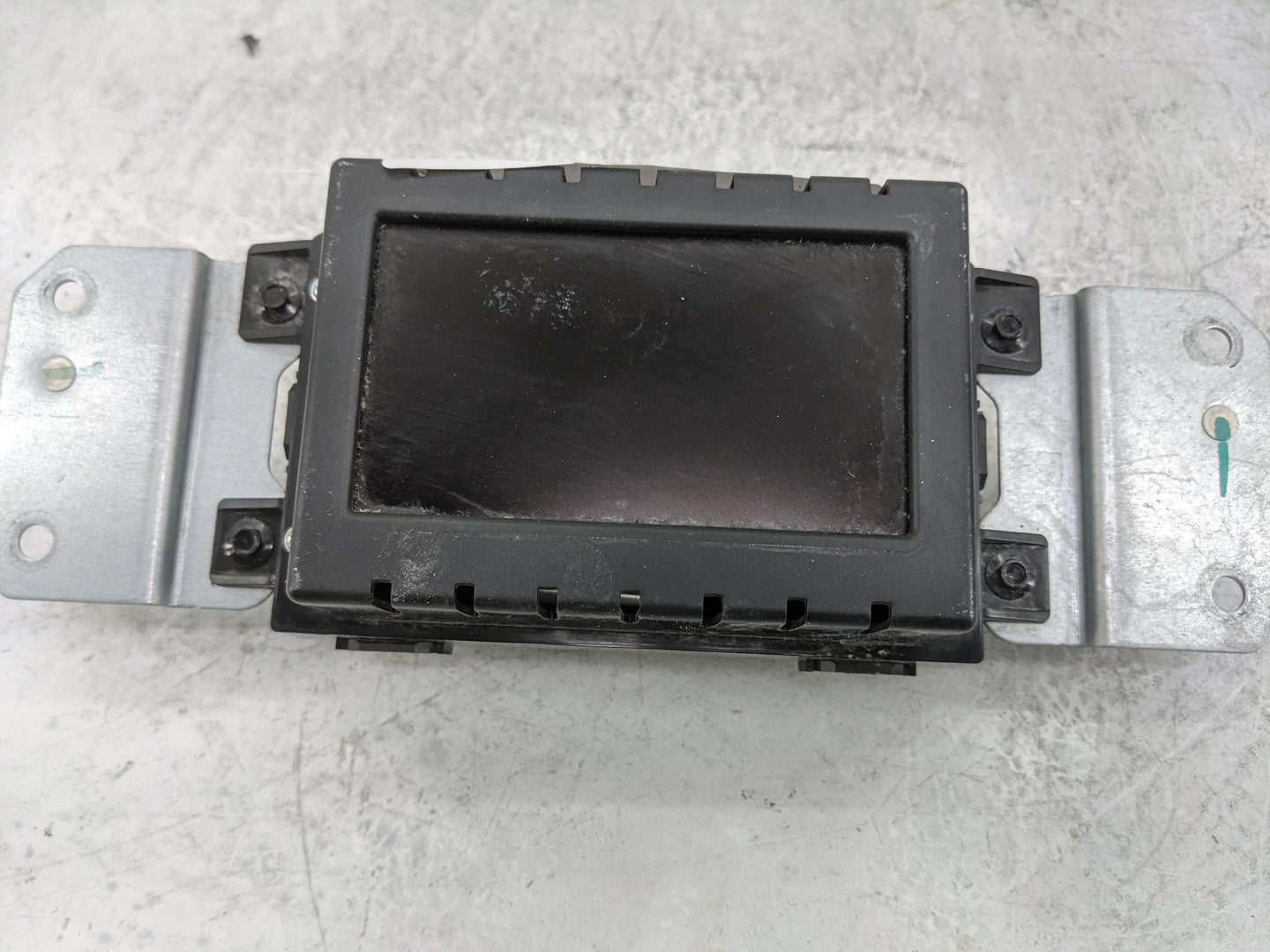 2014-2016 Ford Fusion Information Display Screen 1477861 - Oemusedautoparts1.com