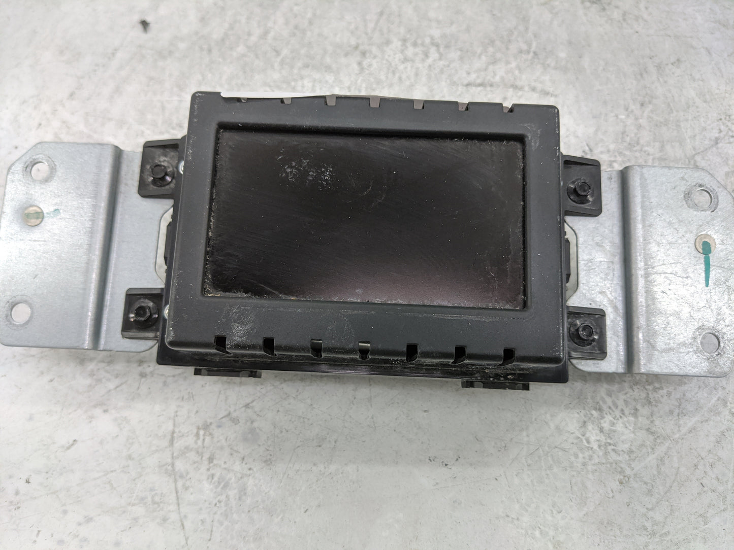 2014-2016 Ford Fusion Information Display Screen 1477861 - Oemusedautoparts1.com