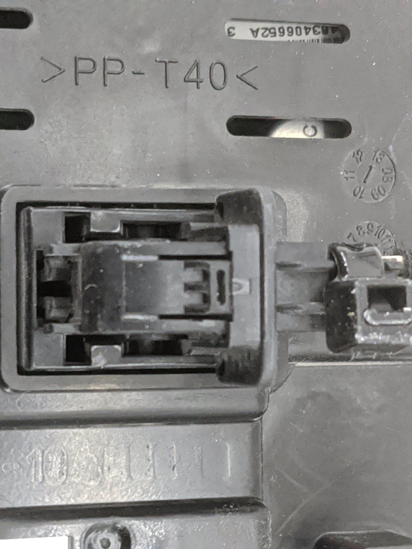 2014-2016 Ford Fusion Information Display Screen 1477861 - Oemusedautoparts1.com
