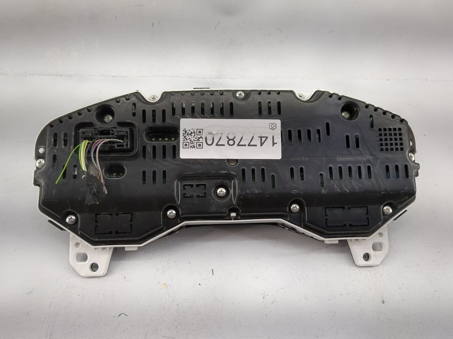2014 Ford Fusion Instrument Cluster Speedometer Gauges P/N:ES7T-10849-JB MX257490-4671 Miles: Fits OEM Used Auto Parts - Oem