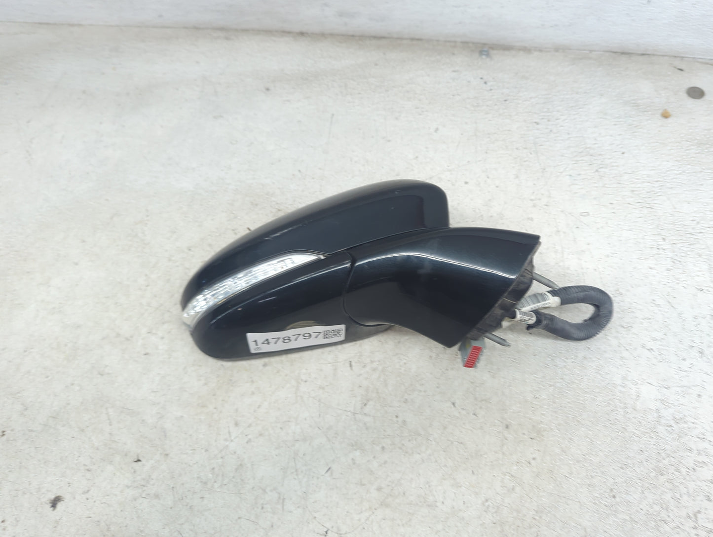 2013-2014 Ford Fusion Passenger Side View Mirror - Right Door Mirror OEM Used - Oemusedautoparts1.com