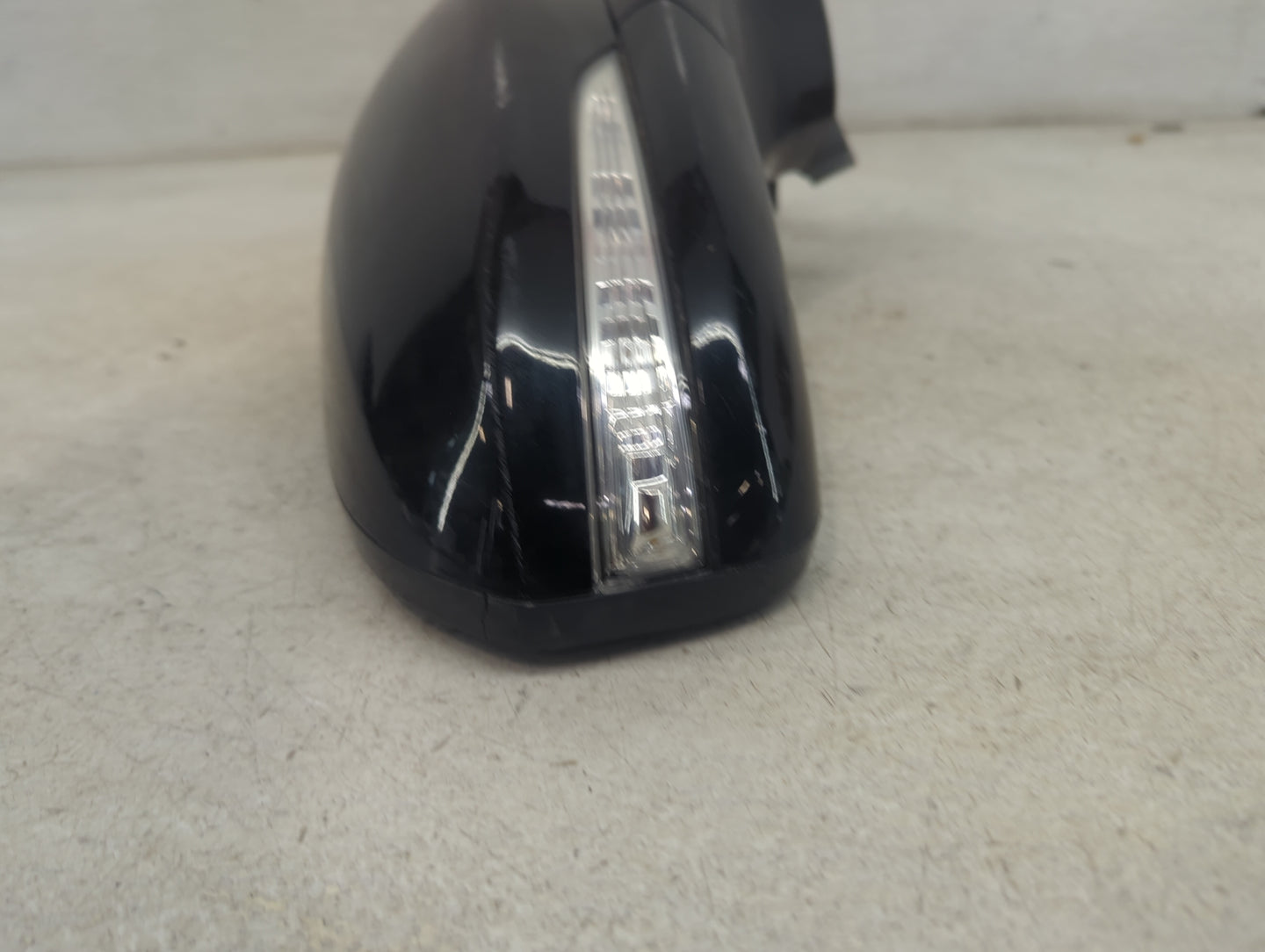 2013-2014 Ford Fusion Passenger Side View Mirror - Right Door Mirror OEM Used - Oemusedautoparts1.com