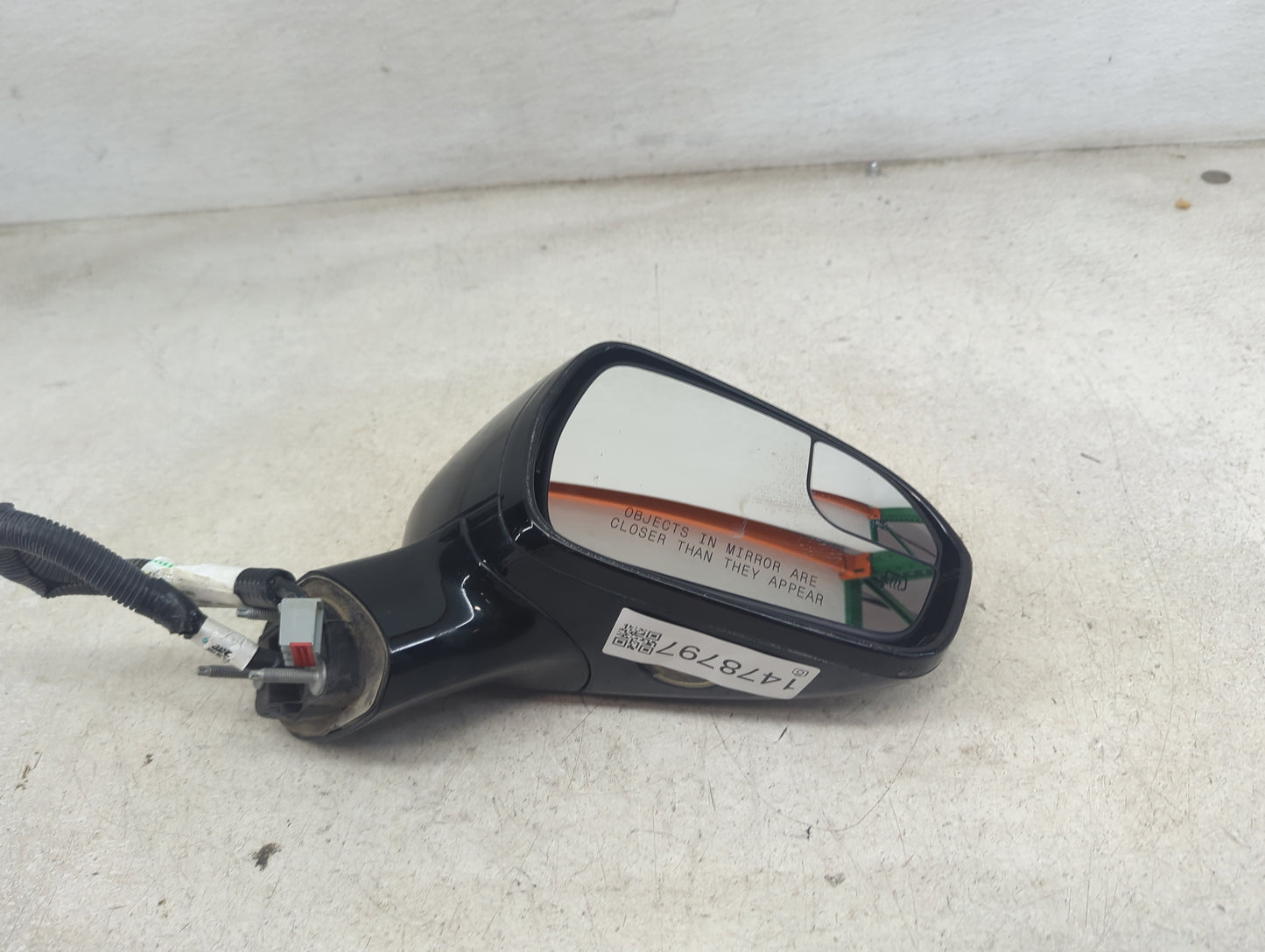 2013-2014 Ford Fusion Passenger Side View Mirror - Right Door Mirror OEM Used - Oemusedautoparts1.com