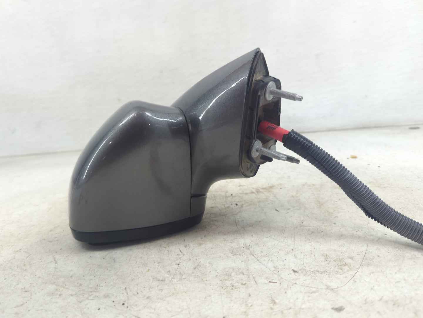 2013-2014 Ford Fusion Driver Side View Mirror - Left Door Mirror OEM Used - Oemusedautoparts1.com
