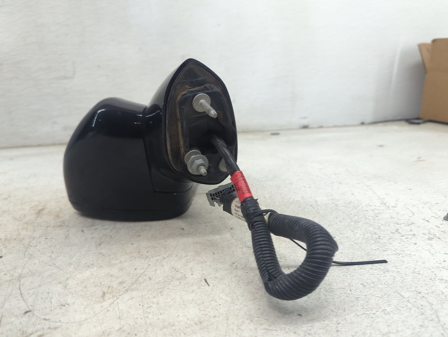 2013-2014 Ford Fusion Driver Side View Mirror - Left Door Mirror OEM Used - Oemusedautoparts1.com
