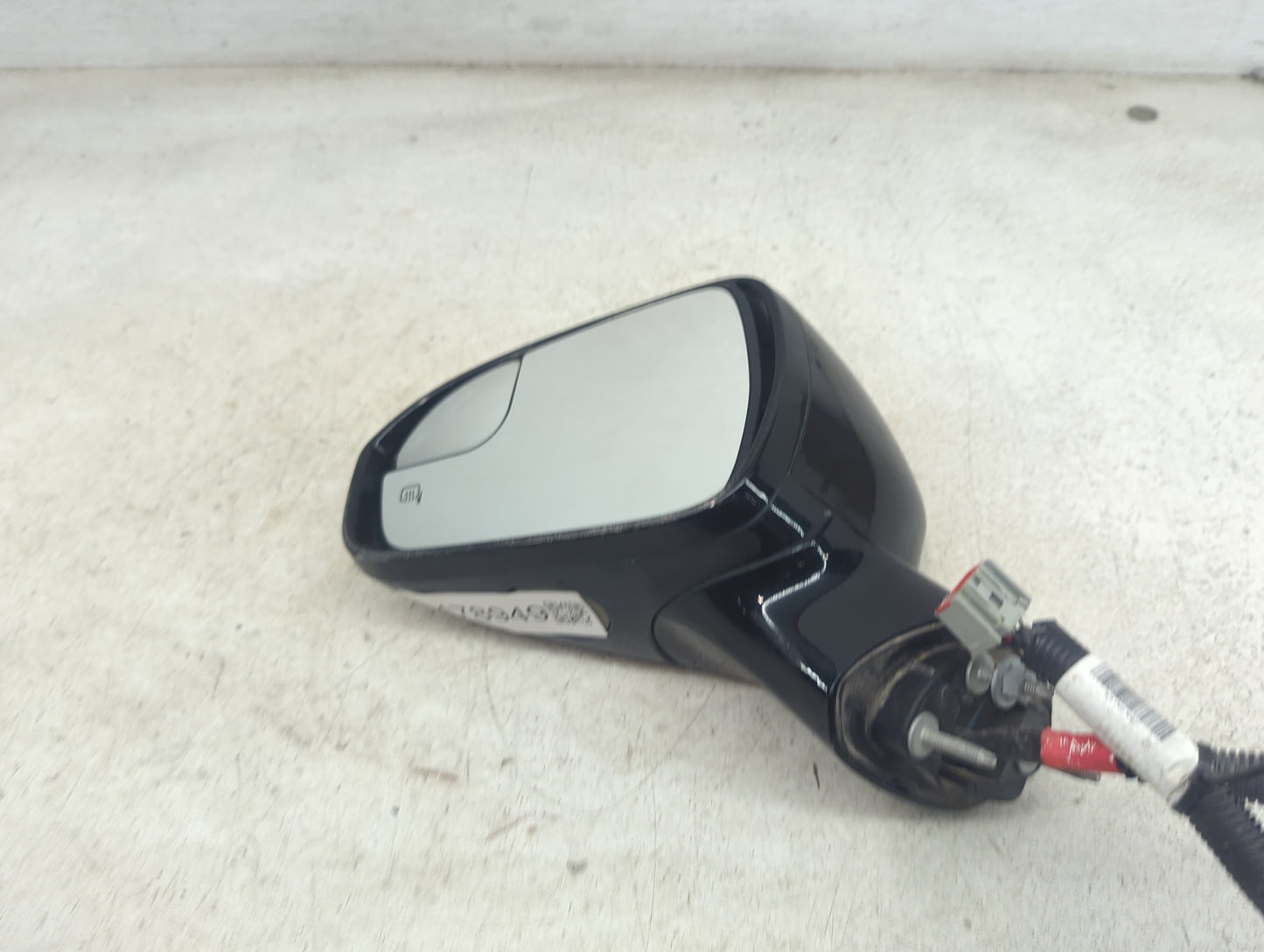 2013-2014 Ford Fusion Driver Side View Mirror - Left Door Mirror OEM Used - Oemusedautoparts1.com