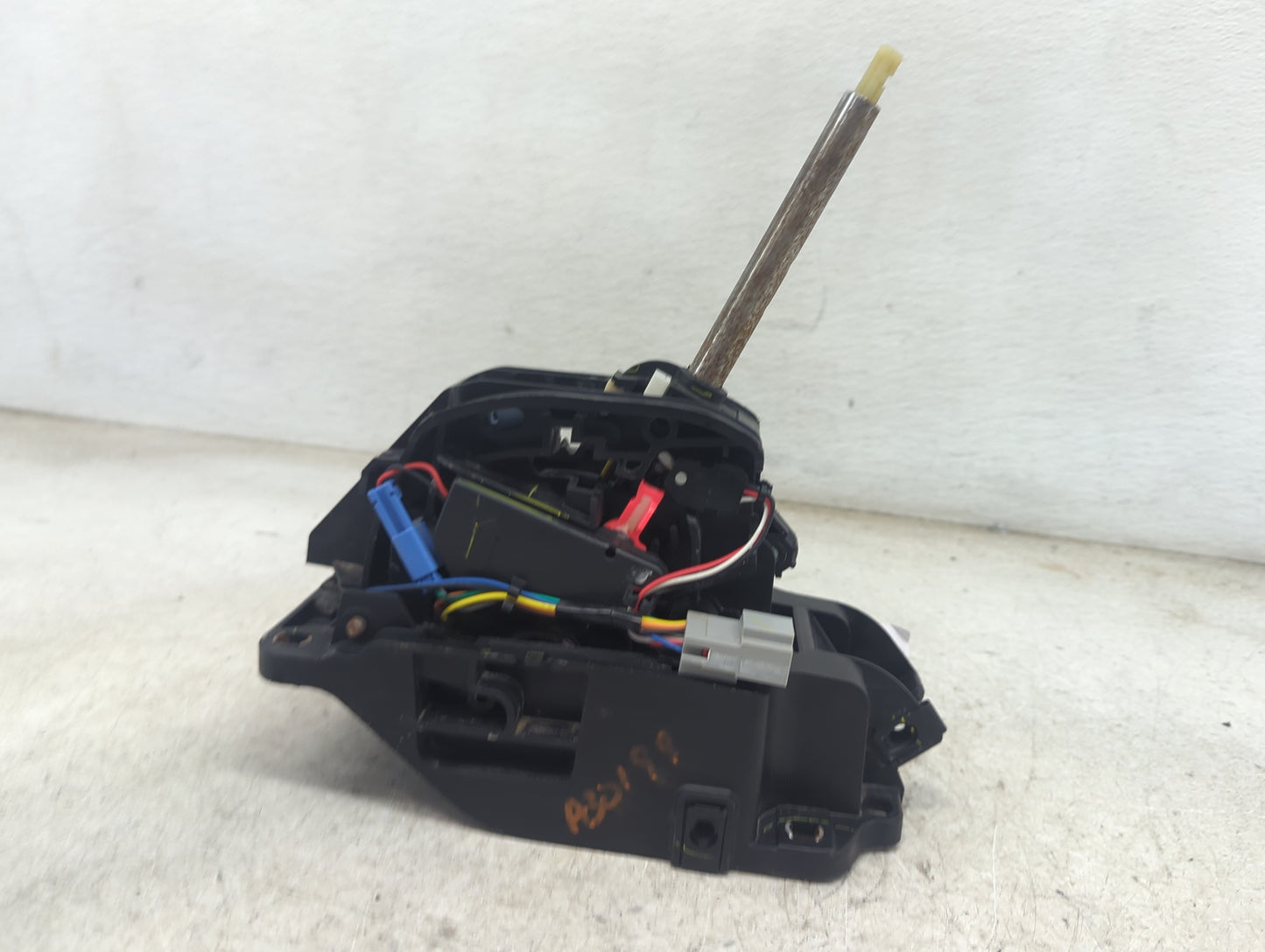 2014 Ford Fusion Floor Console Assembly Shifter 1480495 - Oemusedautoparts1.com