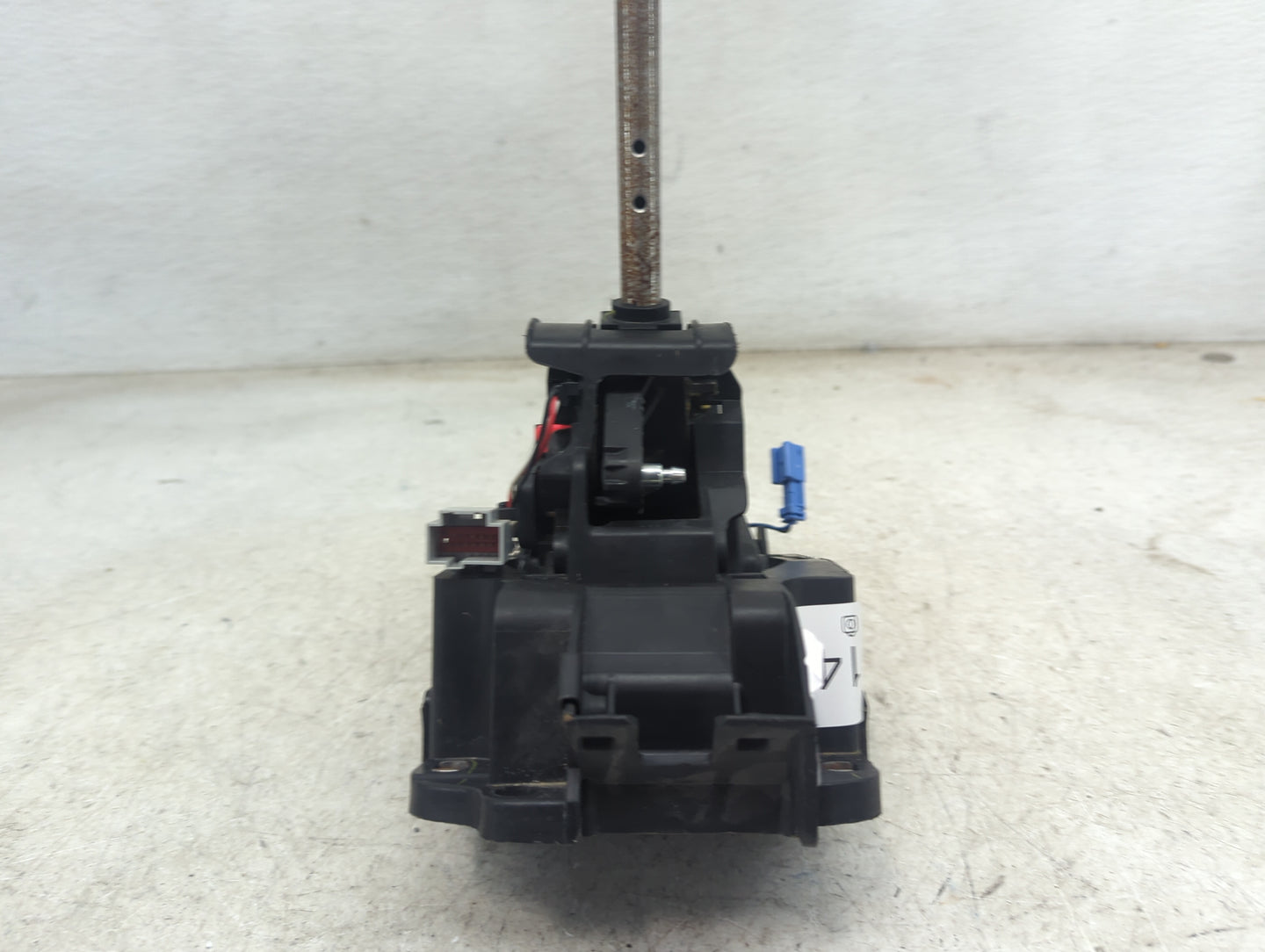 2014 Ford Fusion Floor Console Assembly Shifter 1480495 - Oemusedautoparts1.com