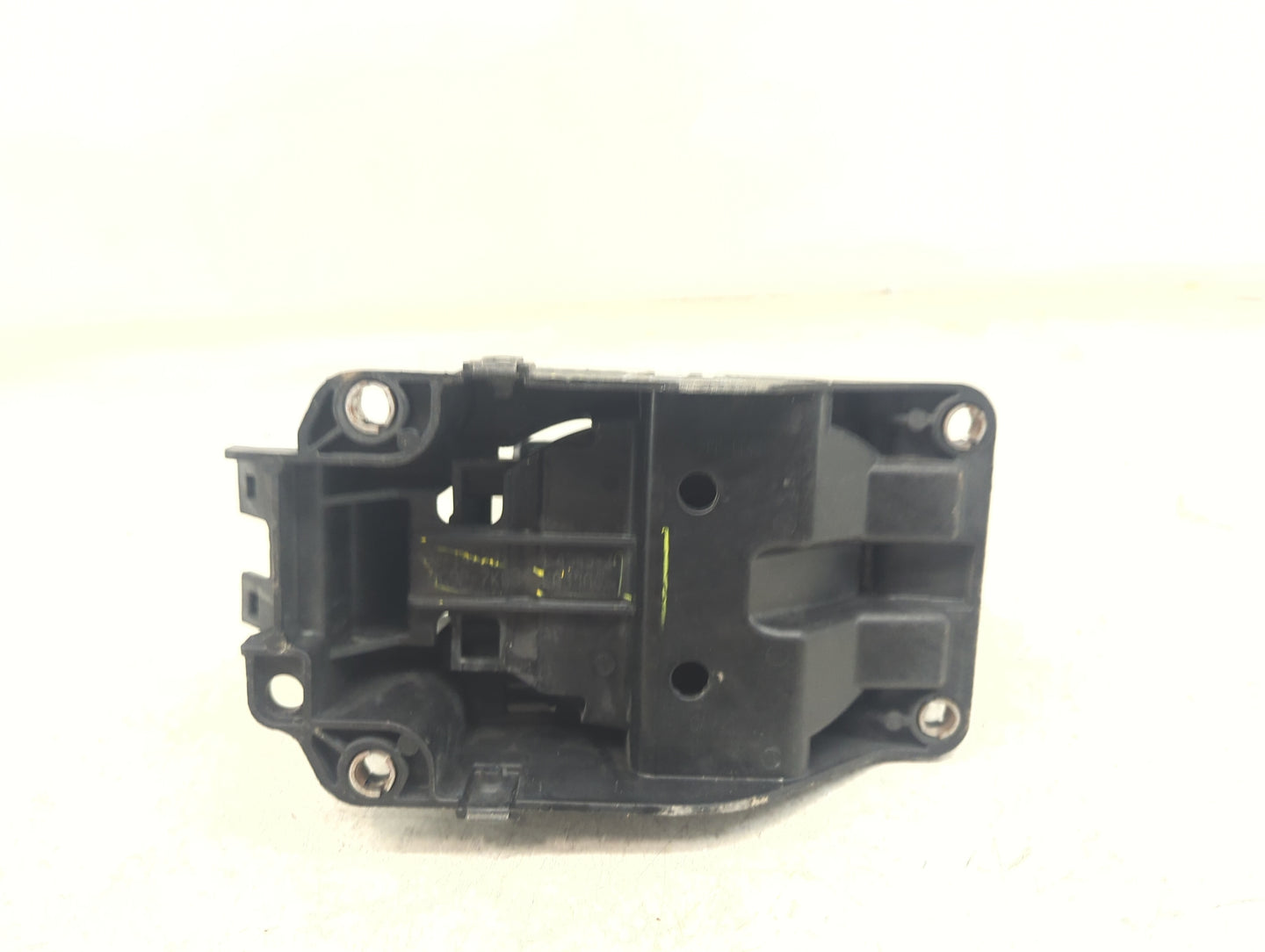 2014 Ford Fusion Floor Console Assembly Shifter 1480495 - Oemusedautoparts1.com