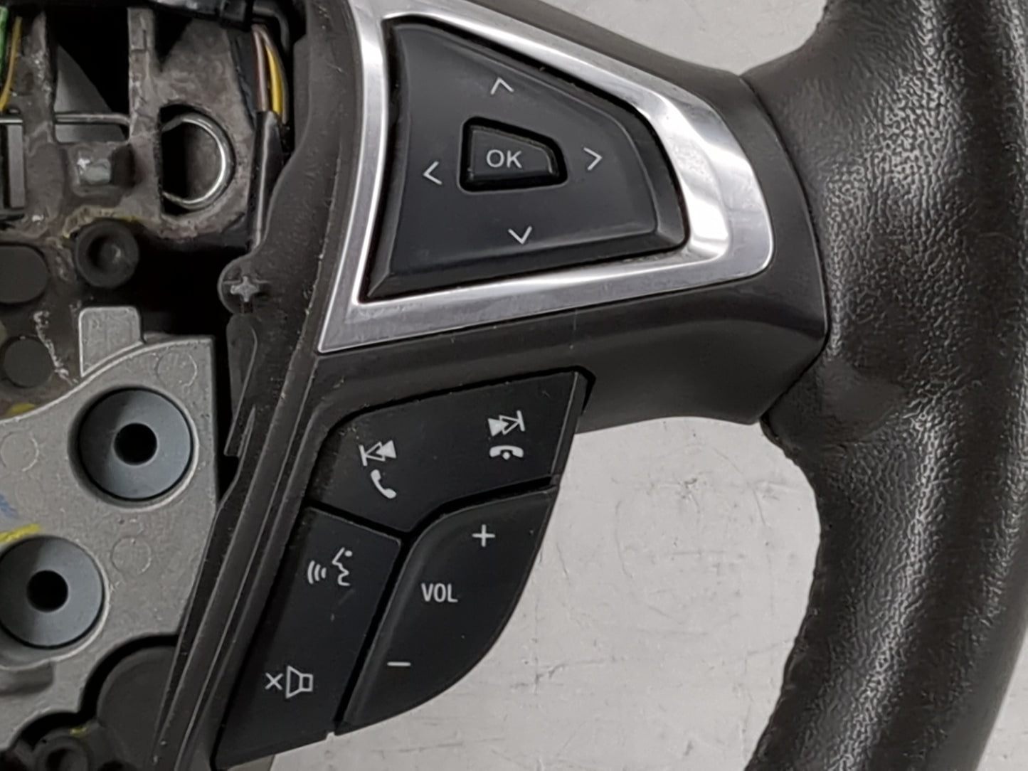 2014 Ford Fusion Steering Wheel Oem Black - Oemusedautoparts1.com