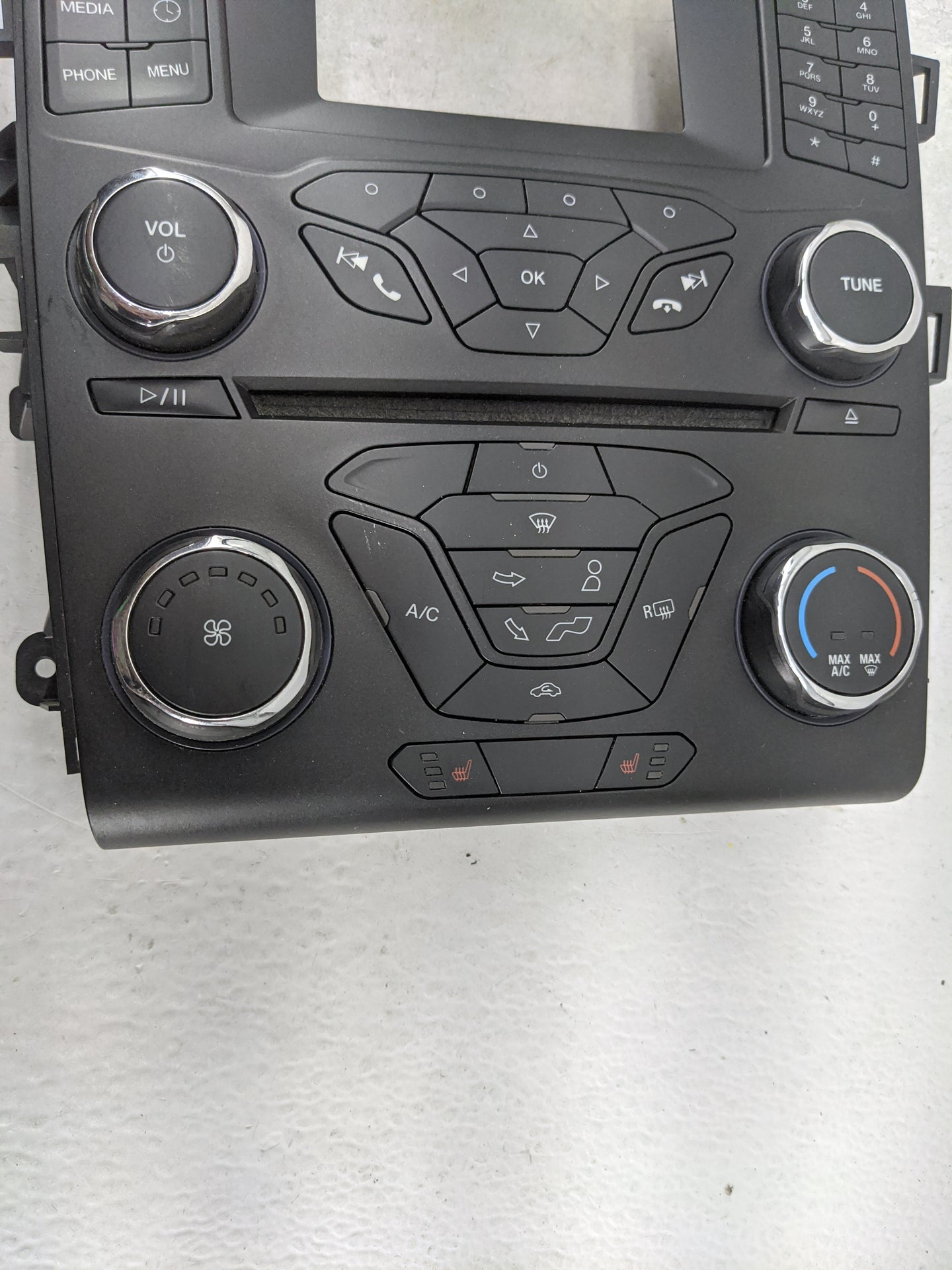 2014-2014 Ford Fusion Radio Control Panel 1483071 - Oemusedautoparts1.com