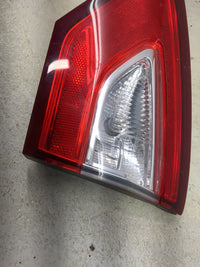 2013-2016 Ford Fusion Passenger Right Side Deck Lid Mounted Tail Light 1512875 - Oemusedautoparts1.com