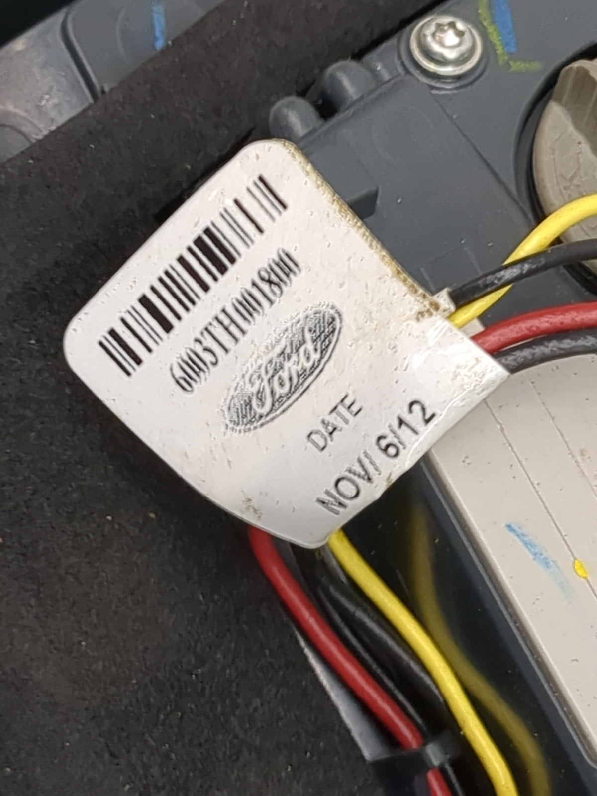 2013-2016 Ford Fusion Passenger Right Side Deck Lid Mounted Tail Light 1512875 - Oemusedautoparts1.com
