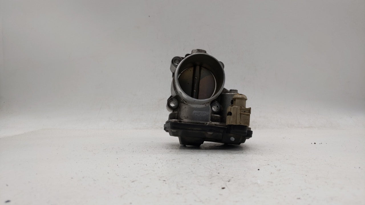 2014-2019 Ford Fusion Throttle Body P/N:DS7G-9E991-BB DS7G-9F991-CA Fits Fits 2014 2015 2016 2017 2018 2019 OEM Used Auto Pa