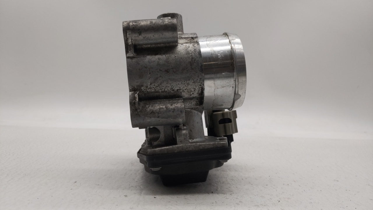 2014-2019 Ford Fusion Throttle Body P/N:DS7G-9E991-BB DS7G-9F991-CA Fits Fits 2014 2015 2016 2017 2018 2019 OEM Used Auto Pa