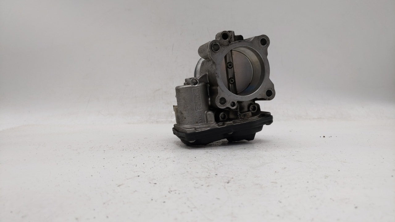 2014-2019 Ford Fusion Throttle Body P/N:DS7G-9E991-BB DS7G-9F991-CA Fits Fits 2014 2015 2016 2017 2018 2019 OEM Used Auto Pa