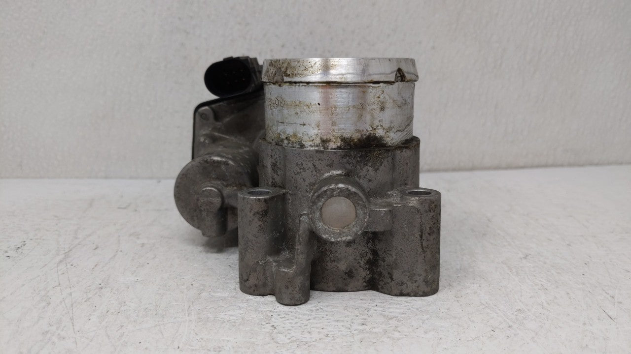 2014-2019 Ford Fusion Throttle Body P/N:DS7G-9E991-BB DS7G-9F991-CA Fits Fits 2014 2015 2016 2017 2018 2019 OEM Used Auto Pa