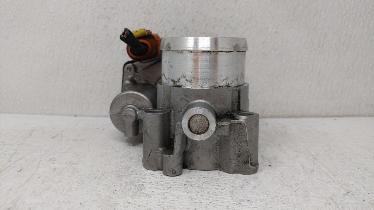 2014-2019 Ford Fusion Throttle Body P/N:DS7G-9E991-BB DS7G-9F991-CA Fits Fits 2014 2015 2016 2017 2018 2019 OEM Used Auto Pa