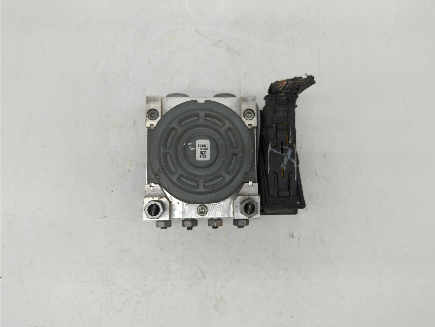 2014-2016 Ford Fusion ABS Pump Control Module Replacement P/N:EG9C-2C405-AG EG9C-2C405-AF, EG9C-2C405-AE Fits Fits 2014 2015