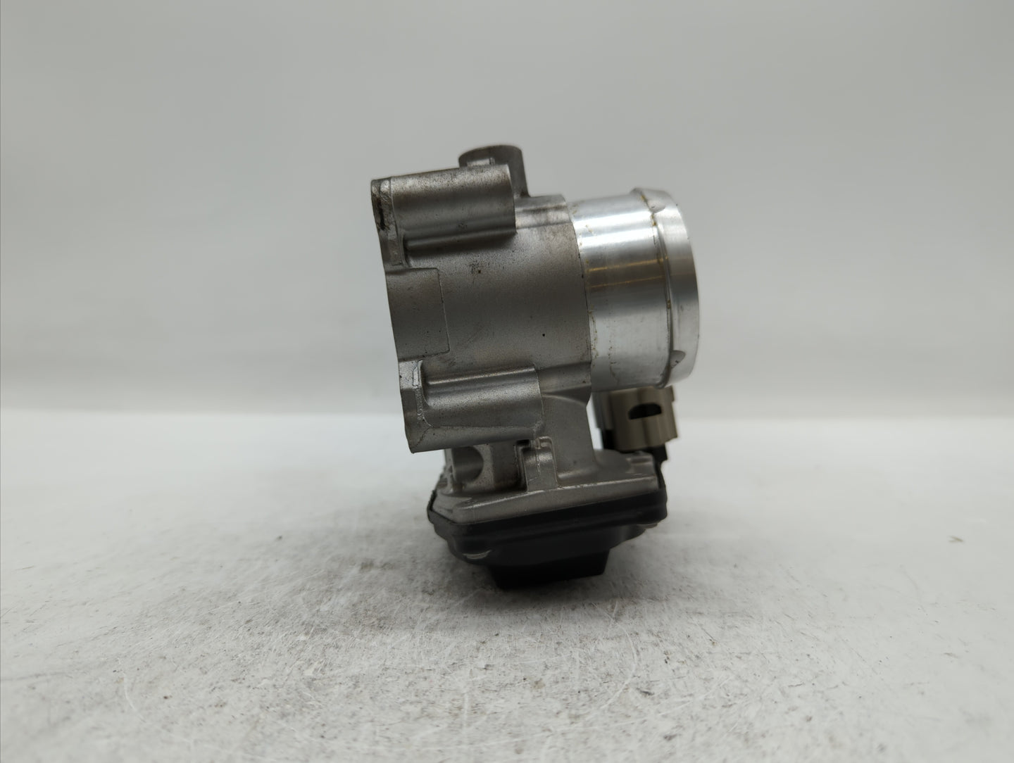 2014-2019 Ford Fusion Throttle Body P/N:DS7G-9F991-BB DS7G-9E991-BB, DS7G-9F991-CA Fits Fits 2014 2015 2016 2017 2018 2019 O